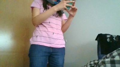Olyloly webcam cam4 model stream image