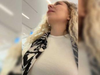 JJane- webcam model stream image