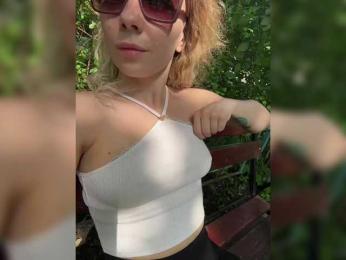 JJane- webcam bongacams model stream image