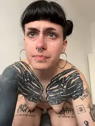 ferrraglia webcam stripchat model stream image