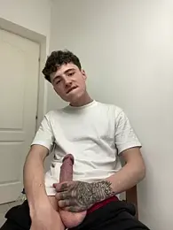 denysio89 webcam model stream image