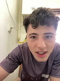 denysio89 webcam model stream image