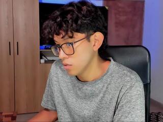 Alan Gonz webcam model stream image