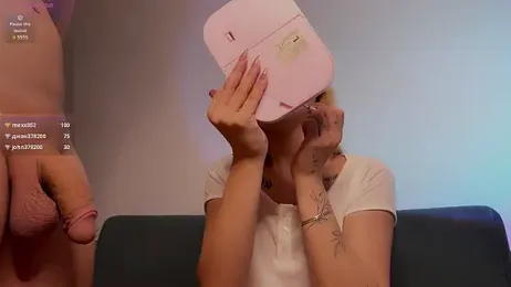 reallove_x webcam model stream image