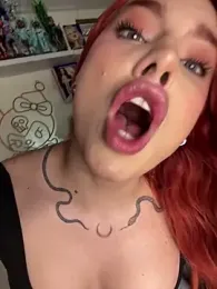 devlin_nurmi webcam model stream image