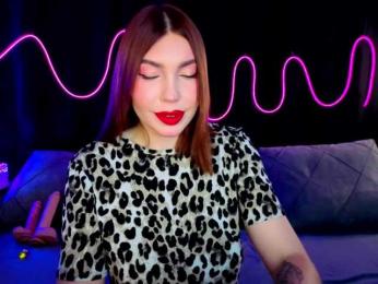 SlyFoxyWeb webcam model stream image