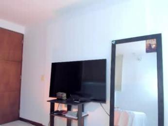 aleja_arango webcam chaturbate model stream image