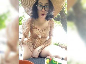 BustyLina webcam bongacams model stream image