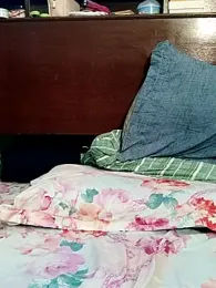 QueenSoreal webcam stripchat model stream image