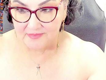 cataleya-mom webcam bongacams model stream image