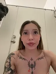 babydolll webcam model stream image