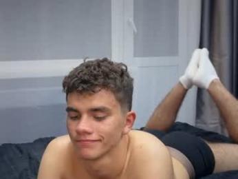 maxwoolf webcam model stream image