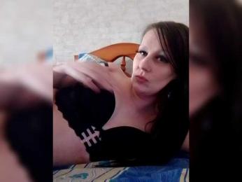 Maia85 webcam model stream image
