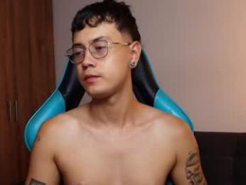 leaneseb webcam chaturbate model stream image