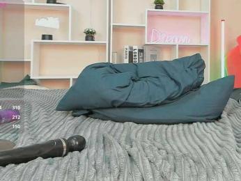 JennyferMore webcam bongacams model stream image