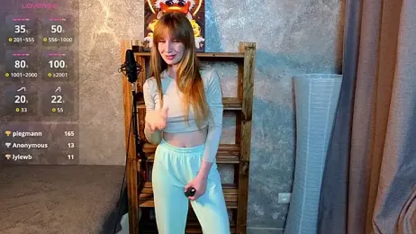 DelinaVV webcam model stream image