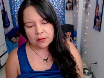 clarie- webcam model stream image