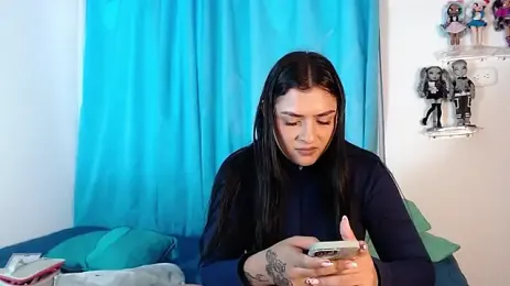 mensia_hernandz webcam preview