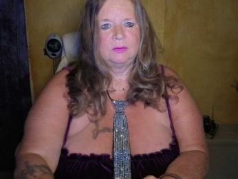 lady-vamp webcam model stream image