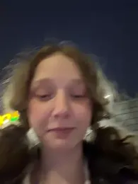 outside_rosy webcam model stream image