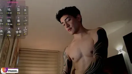 ivaaaan_ webcam model stream image