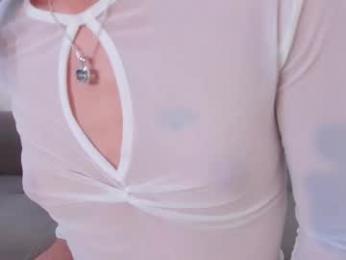 agathauwuart webcam model stream image