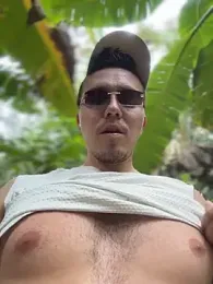 adam-rivera webcam model stream image