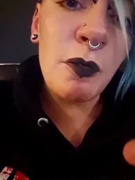 PinkTheHawk webcam model stream image