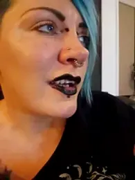 PinkTheHawk webcam model stream image