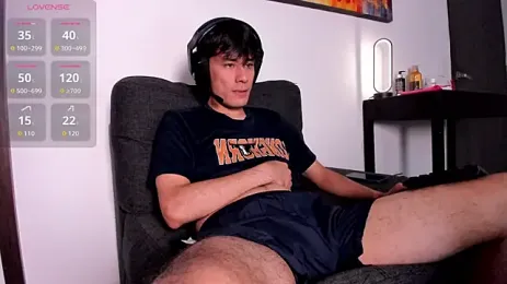 Huge_latin_cock webcam model stream image