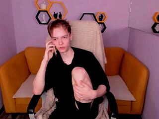 Dylan Noir webcam model stream image