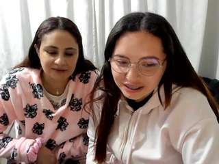 untilwet webcam camsoda model stream image