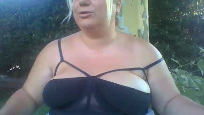 IvannaMystique webcam cam4 model stream image