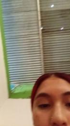 Scarlett_pee webcam model stream image