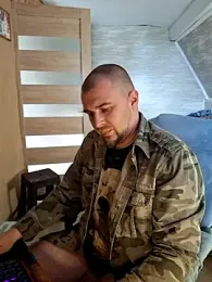 Foxyshaved webcam model stream image