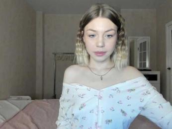 uma-like webcam model stream image