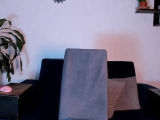 1m-amber webcam model stream image