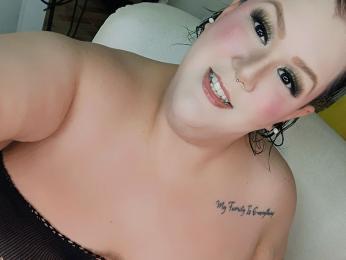 GiaMorryss webcam model stream image
