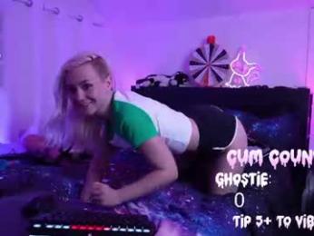 ghostieghoo webcam model stream image