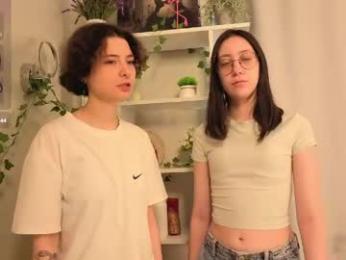 tenishal0ve webcam model stream image