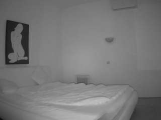 voyeurcam-julmodels-reallife-2 webcam model stream image