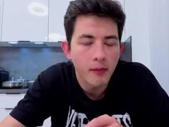 jonhy_merlin webcam model stream image