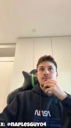 Hank_04 webcam model stream image