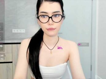 adelinya webcam bongacams model stream image