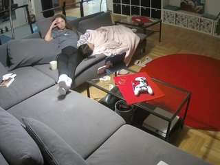 voyeurcam-julmodels-living-3 webcam model stream image