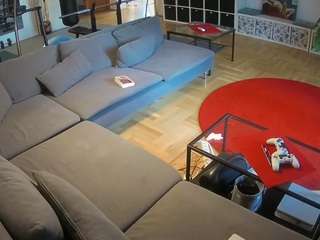 voyeurcam-julmodels-living-3 webcam model stream image