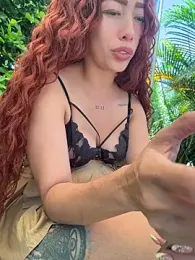 roxyrougee webcam stripchat model stream image