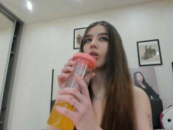 dolly-ll webcam bongacams model stream image