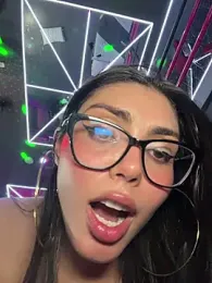 zui_lu webcam model stream image