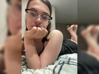 Yanchs webcam model stream image